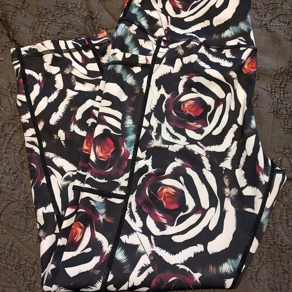 Constantly Varied Gear Black and White Rose Print Leggings